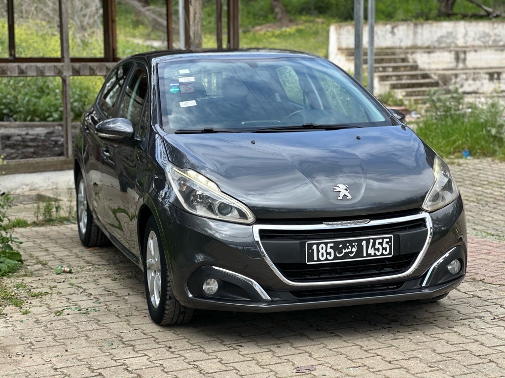 PEUGEOT 208 ALLURE