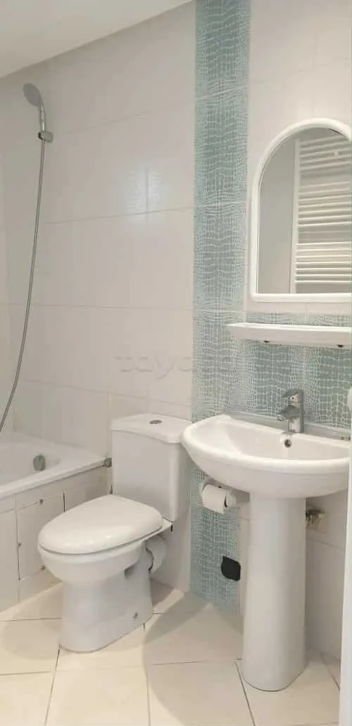 un appartement s+2 a la 4éme étage (avec doubles ascenseurs) a louer a Ghazela Prés de Technopole