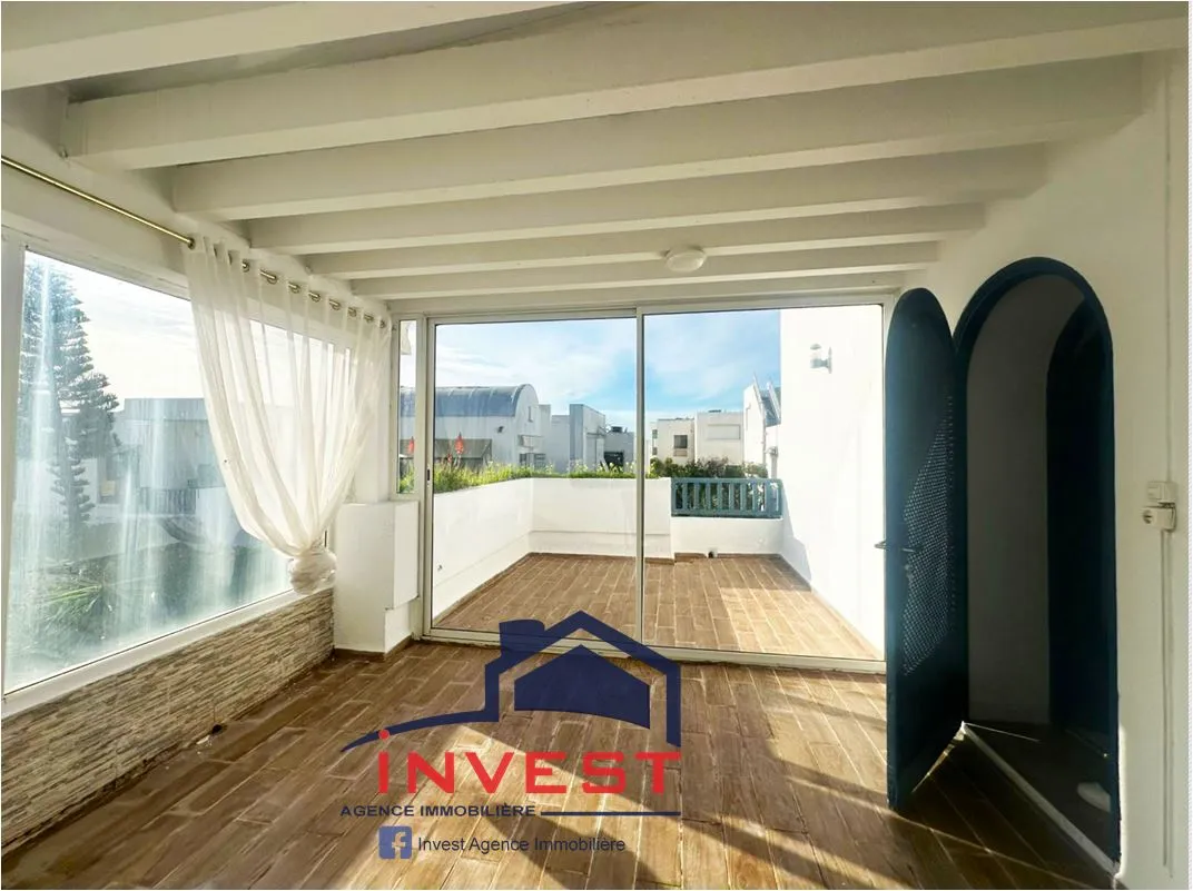 Duplex S+3 meublé avec jardin et terrasse au Golden Tulip 