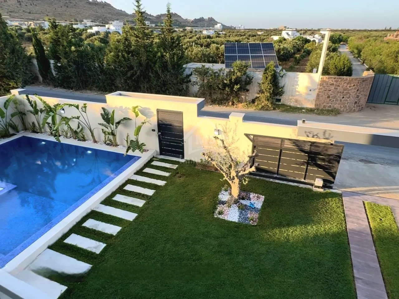 Villa S+4 toute neuve avec piscine et jardin Ă Hammamet Sud 51355351