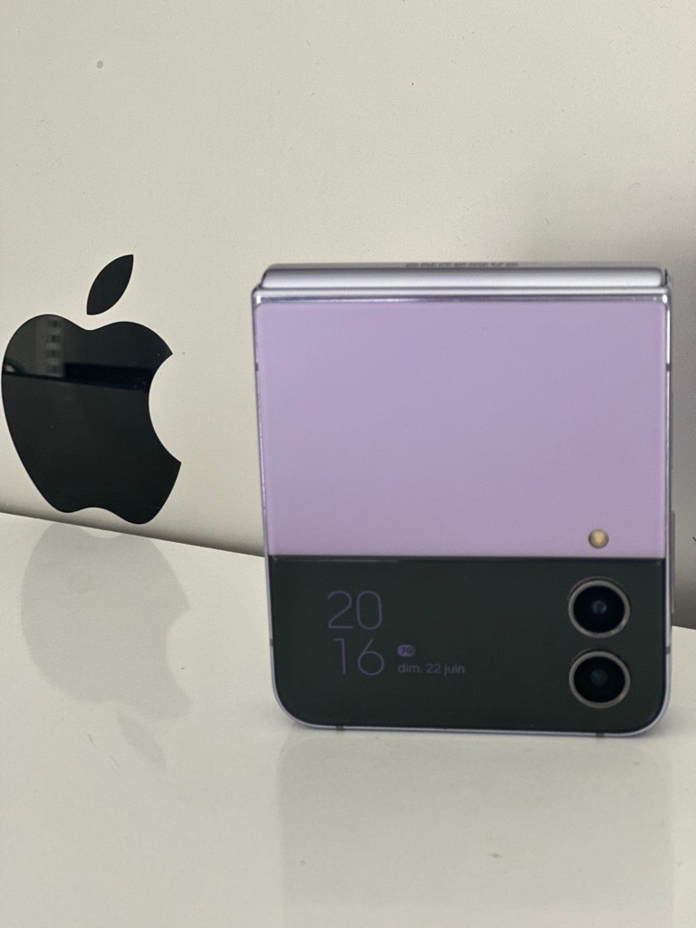Samsung z flip 4