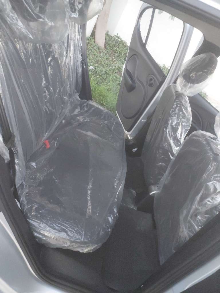 chery qq comme neuf dans emballage 