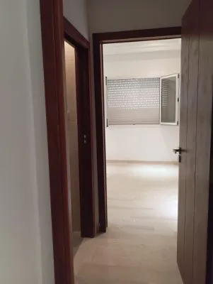 Vend appart S+3 à la soukra 