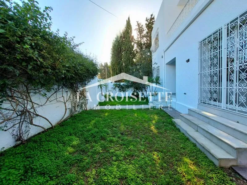 Rez-de-chaussée de villa s3 avec jardin à La Marsa ZRCL0155