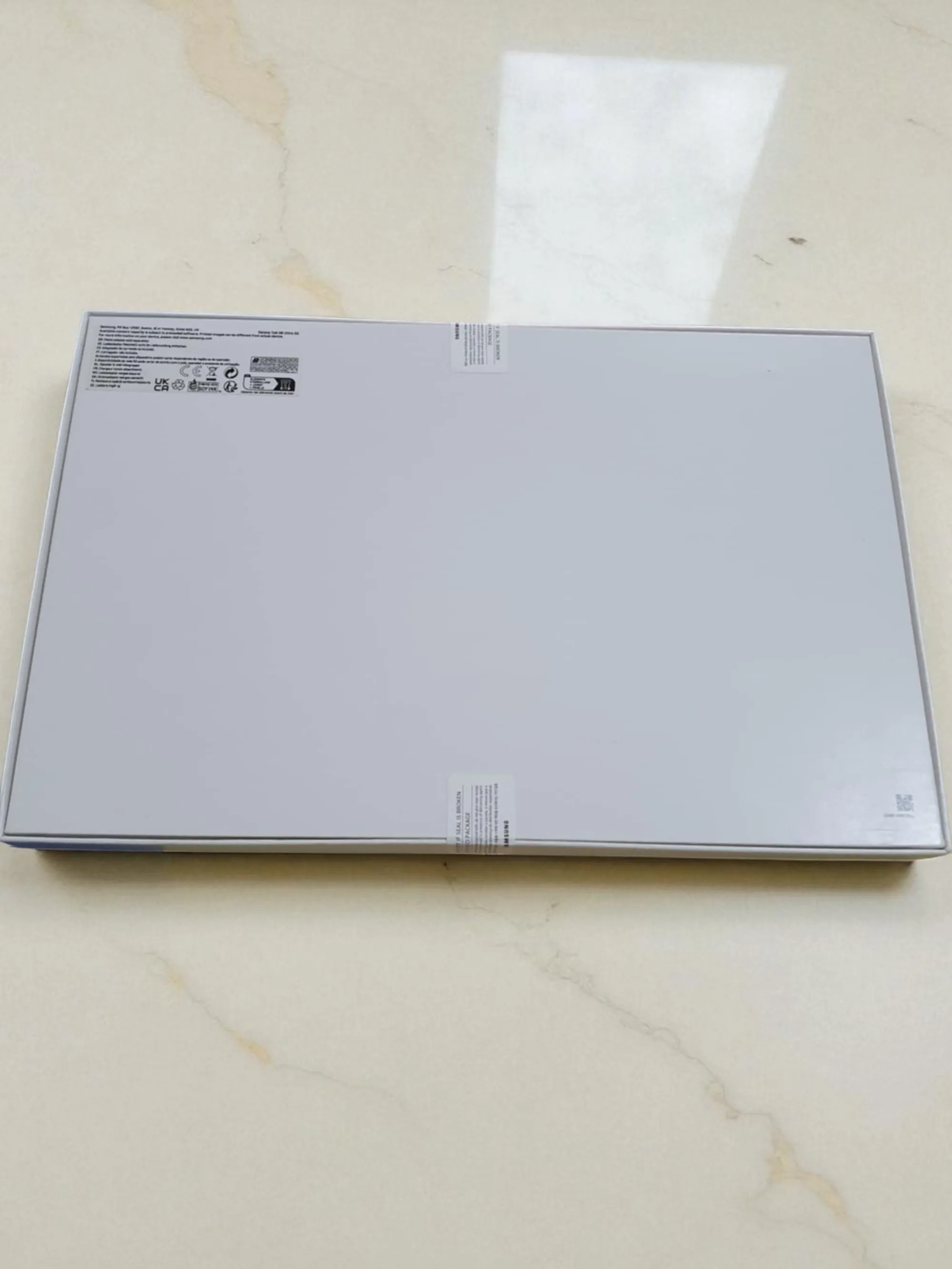 Tablette samsung s8 ultra + book cover