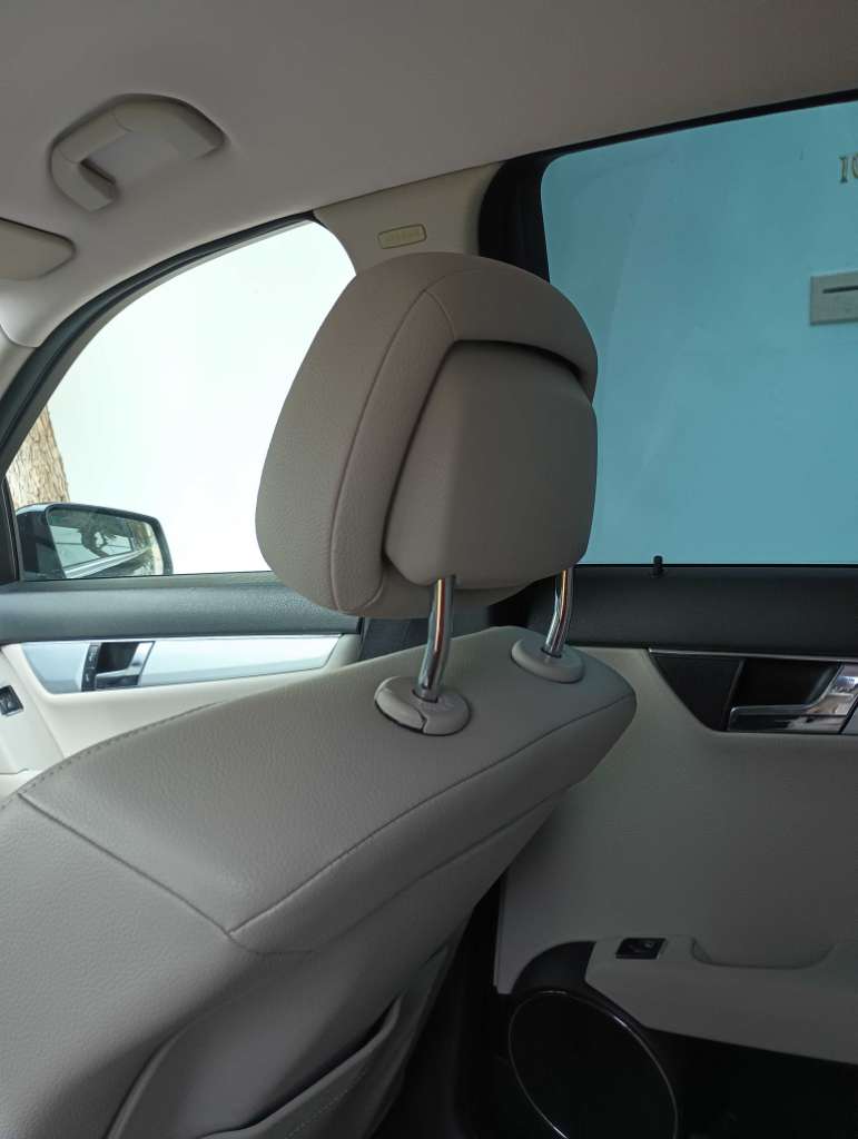 Mercedes C180 essence 