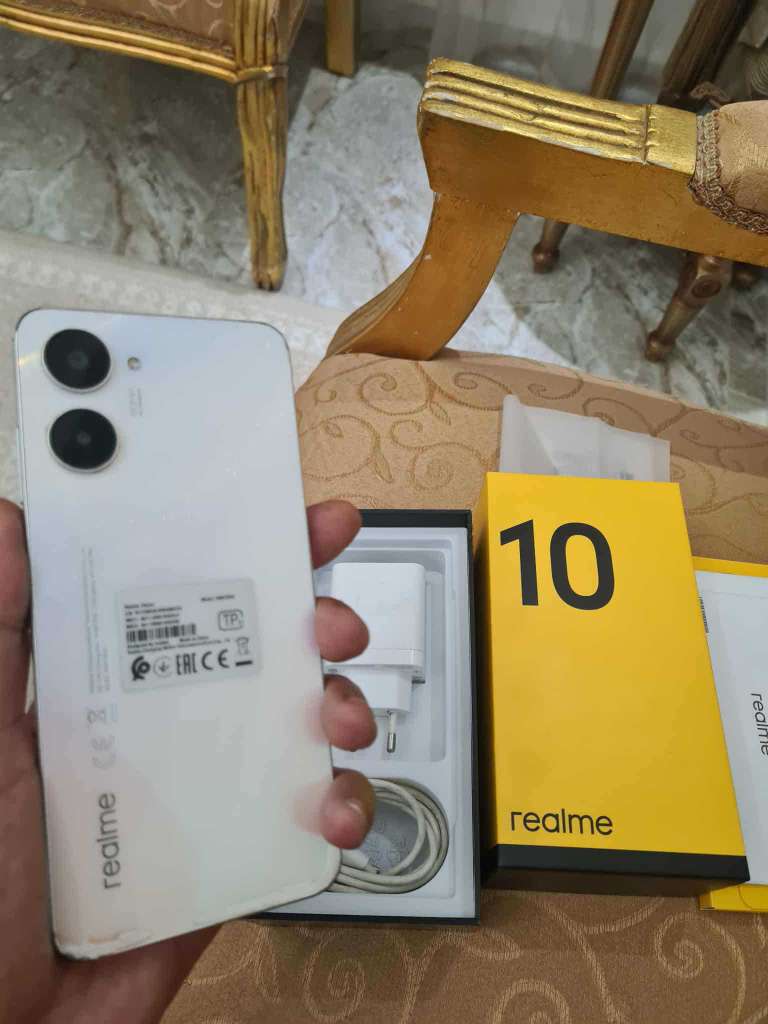 realme 10 bonne occasion 

ram 8g +4 

stockage 256g 