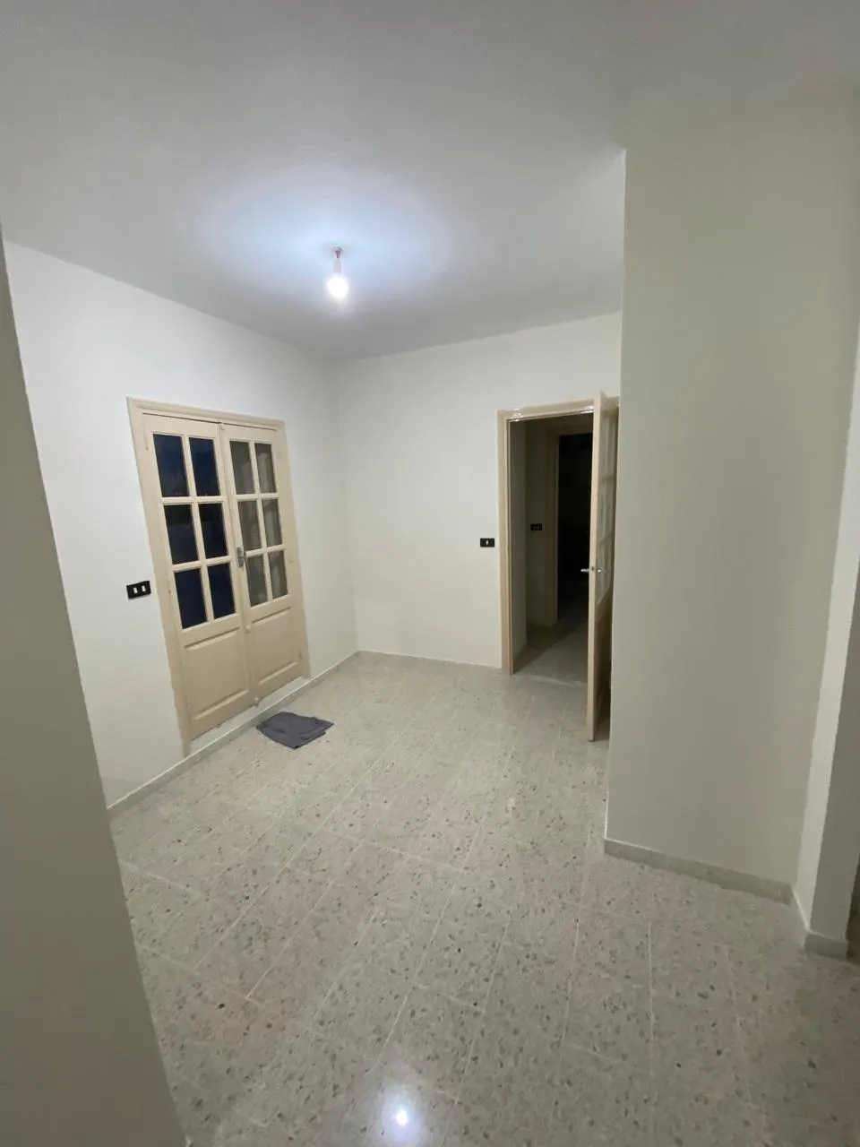 AL 2ème Etage villa la soukra 750dt