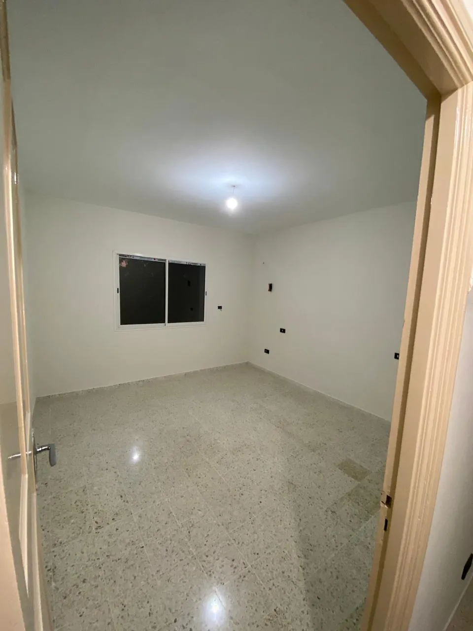 AL 2ème Etage villa la soukra 750dt