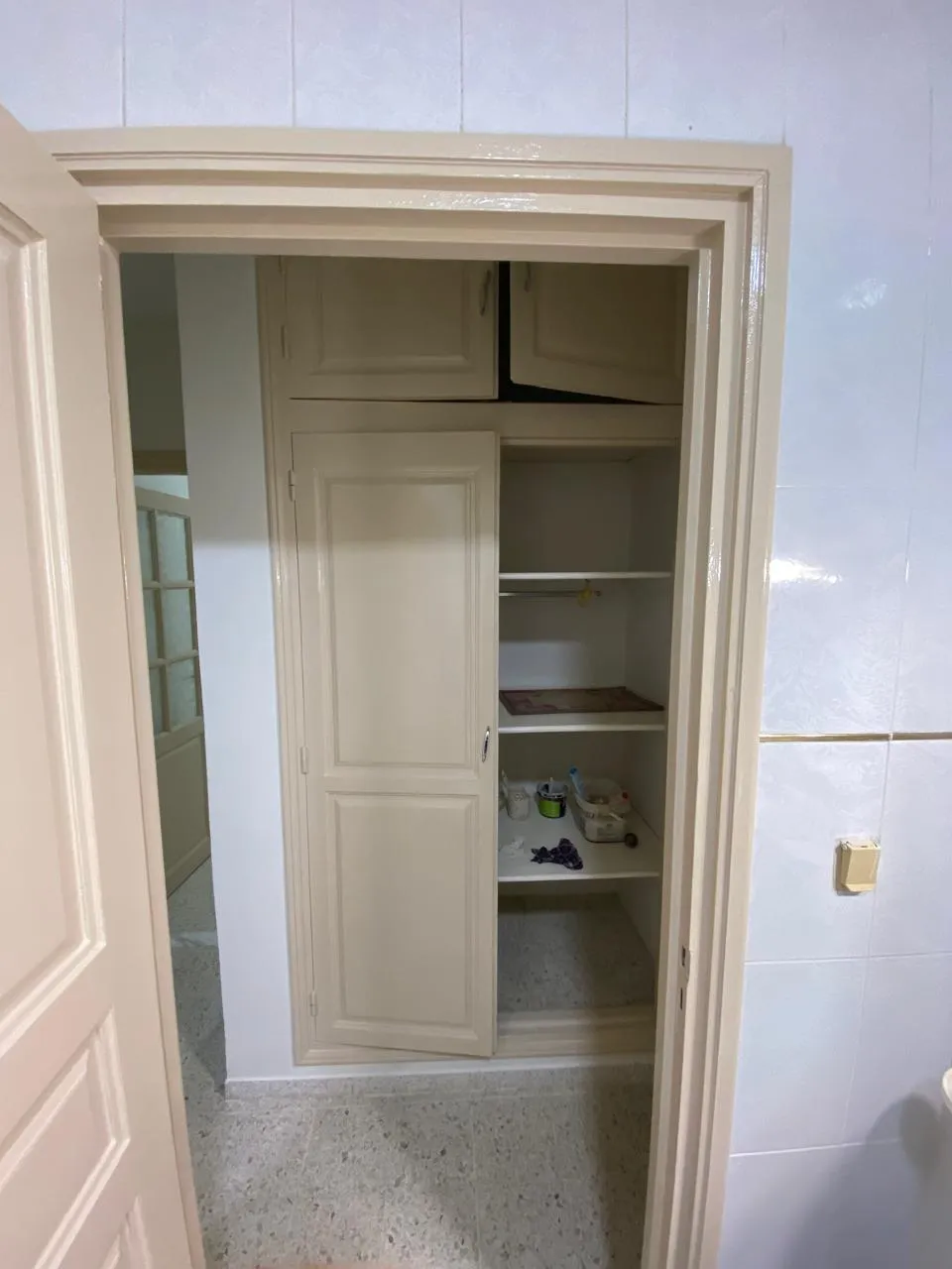 AL 2ème Etage villa la soukra 750dt