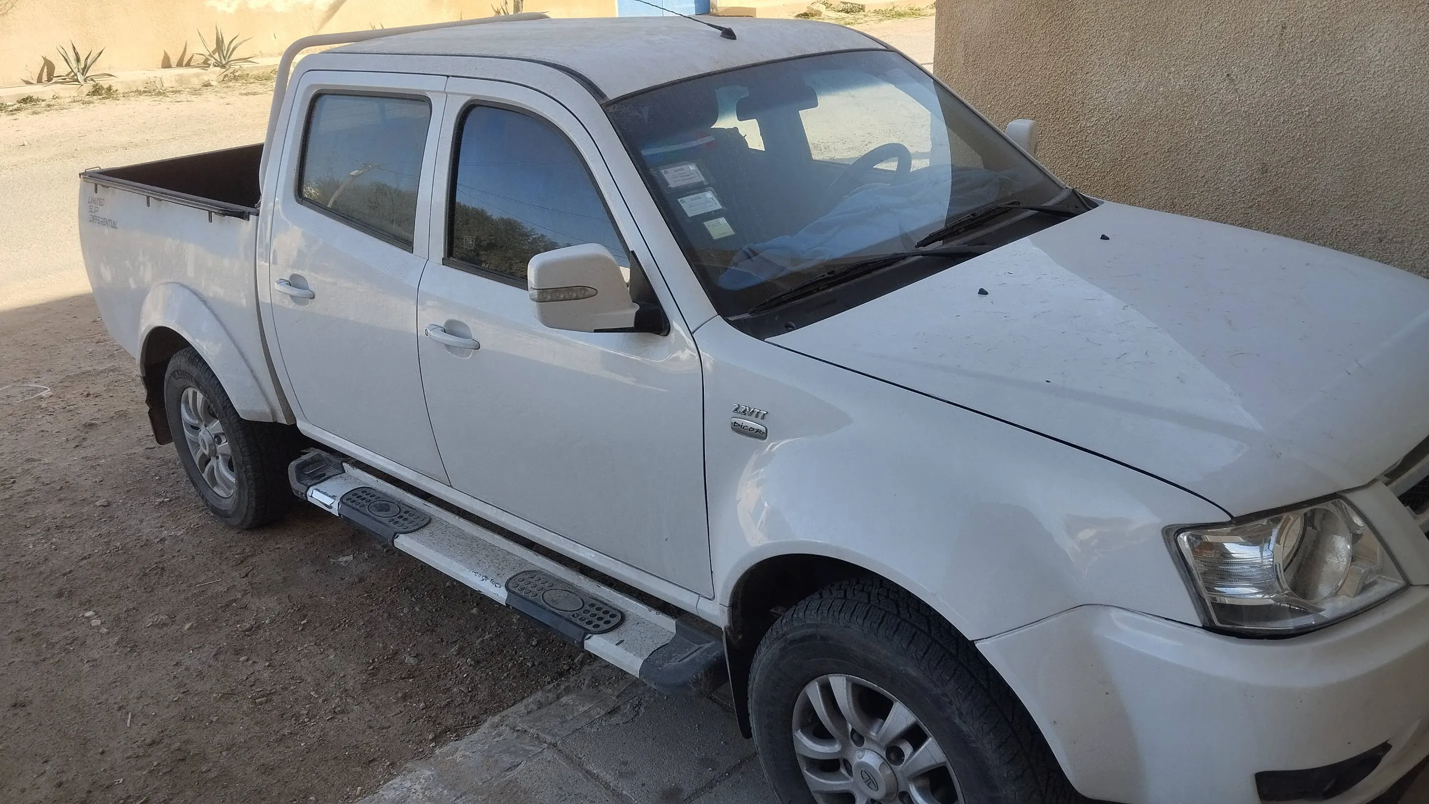 Tata Xénon 2023 4x4 27 000km casiment neuf urgent.