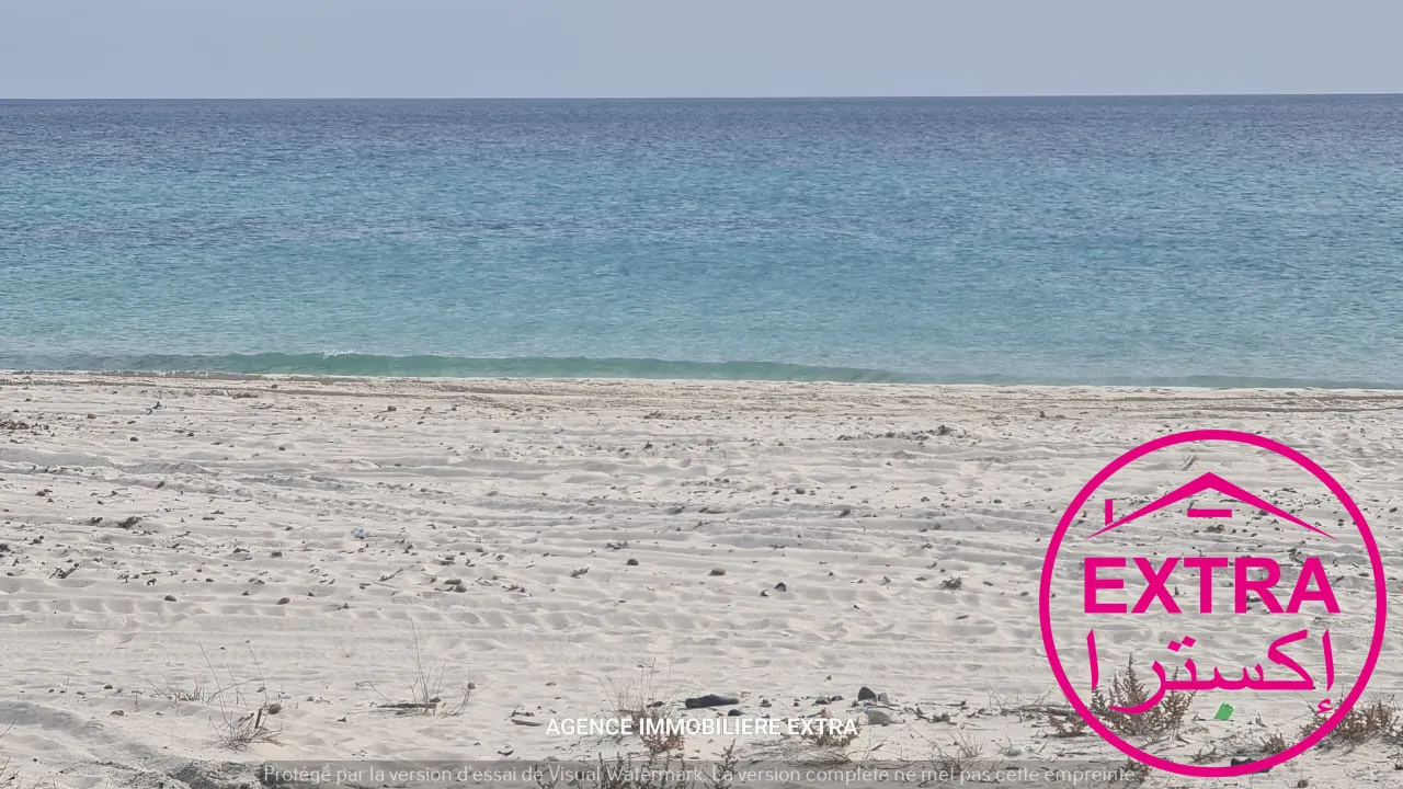 Terrain Pieds dans l’eau à Menzel Temime plage