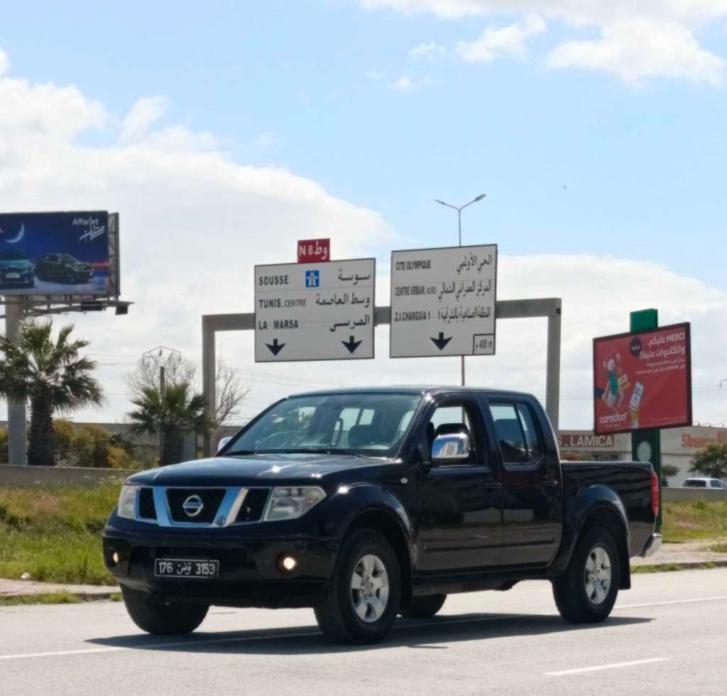 đ Nissan Navara LE // 4*4