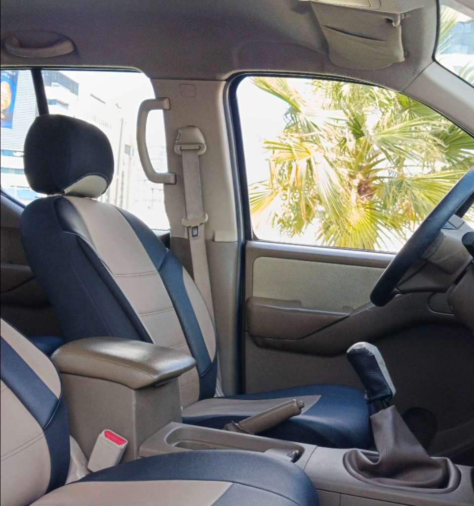 đ Nissan Navara LE // 4*4