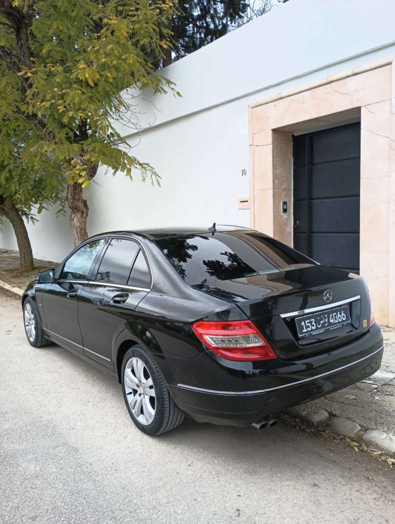 Mercedes C180 essence 