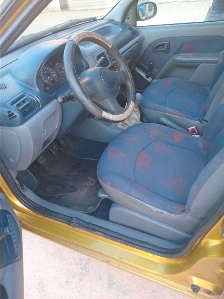 Clio Bombe