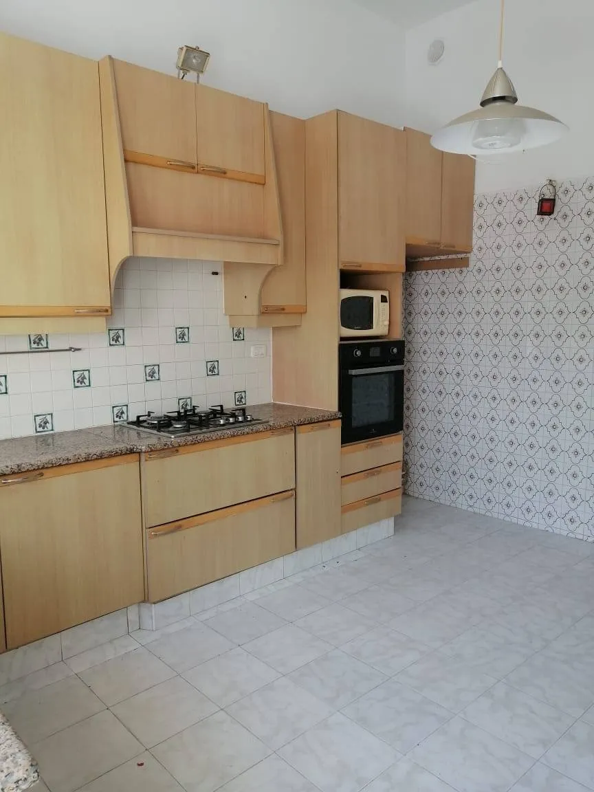 AL grand RDC villa le Bardo 1800dt