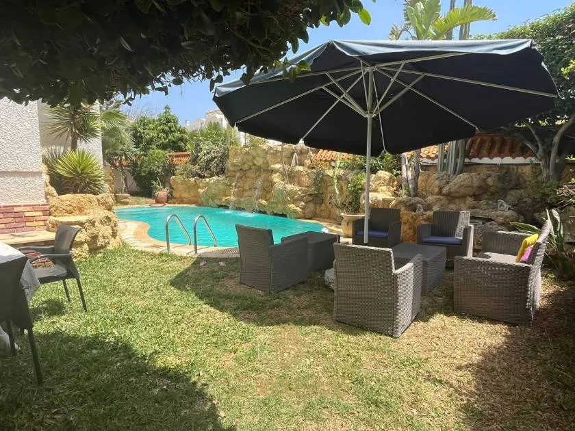 A Vendre Villa De Maitre 3S+5 Avec Piscine Et Sous-sol à Sidi Mahersi, Nabeul 