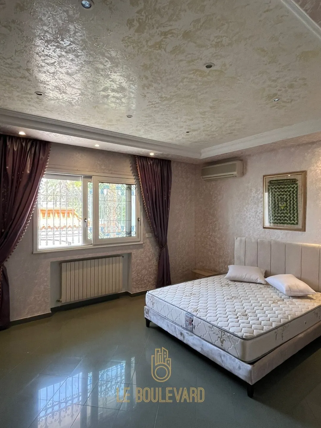 A Vendre Villa De Maitre 3S+5 Avec Piscine Et Sous-sol à Sidi Mahersi, Nabeul 