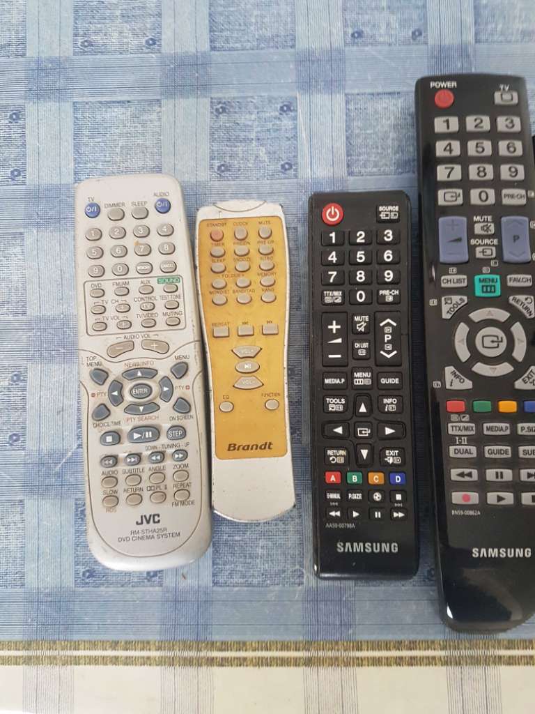 Different telecommande 