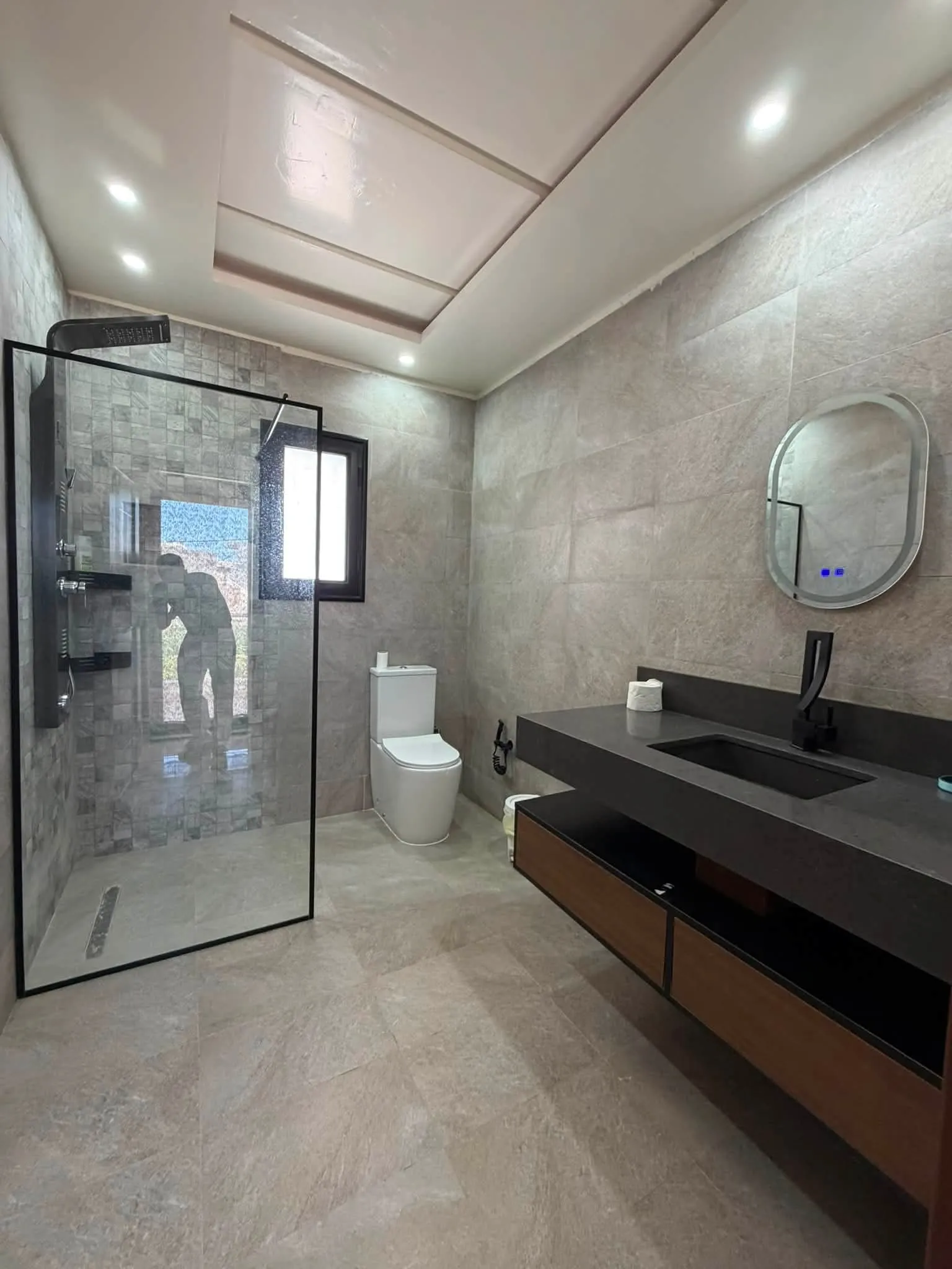 À vendre une superbe villa moderne de standing S+4