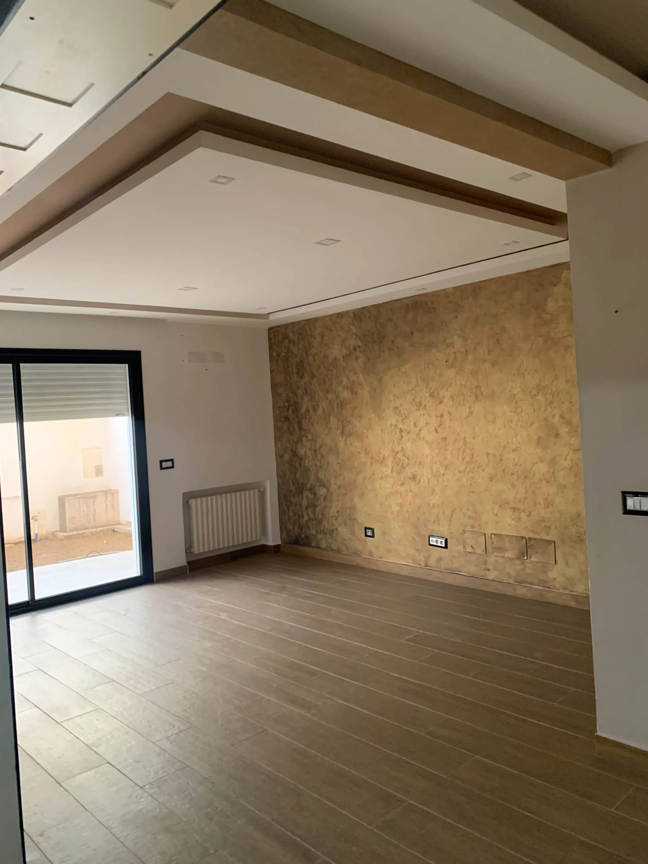 À louer – Duplex spacieux avec jardin à Rades