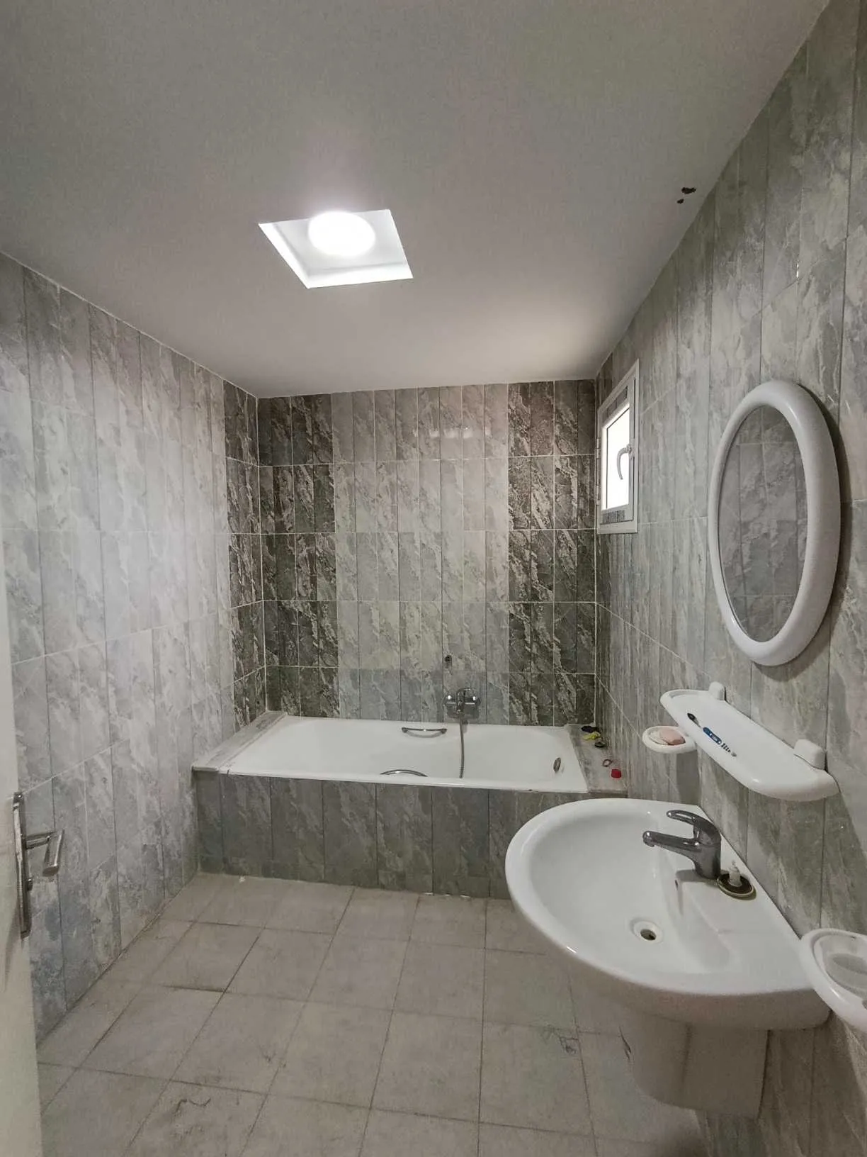 Un appartement S+2 -130m² - Jinène Mansoura