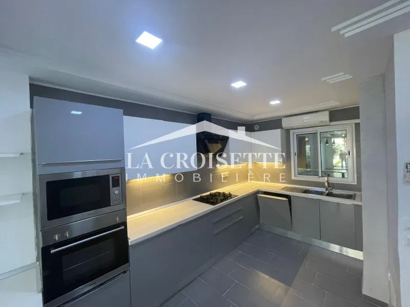 Appartement s2 avec piscine et jardin à Gammarth ZAL2197