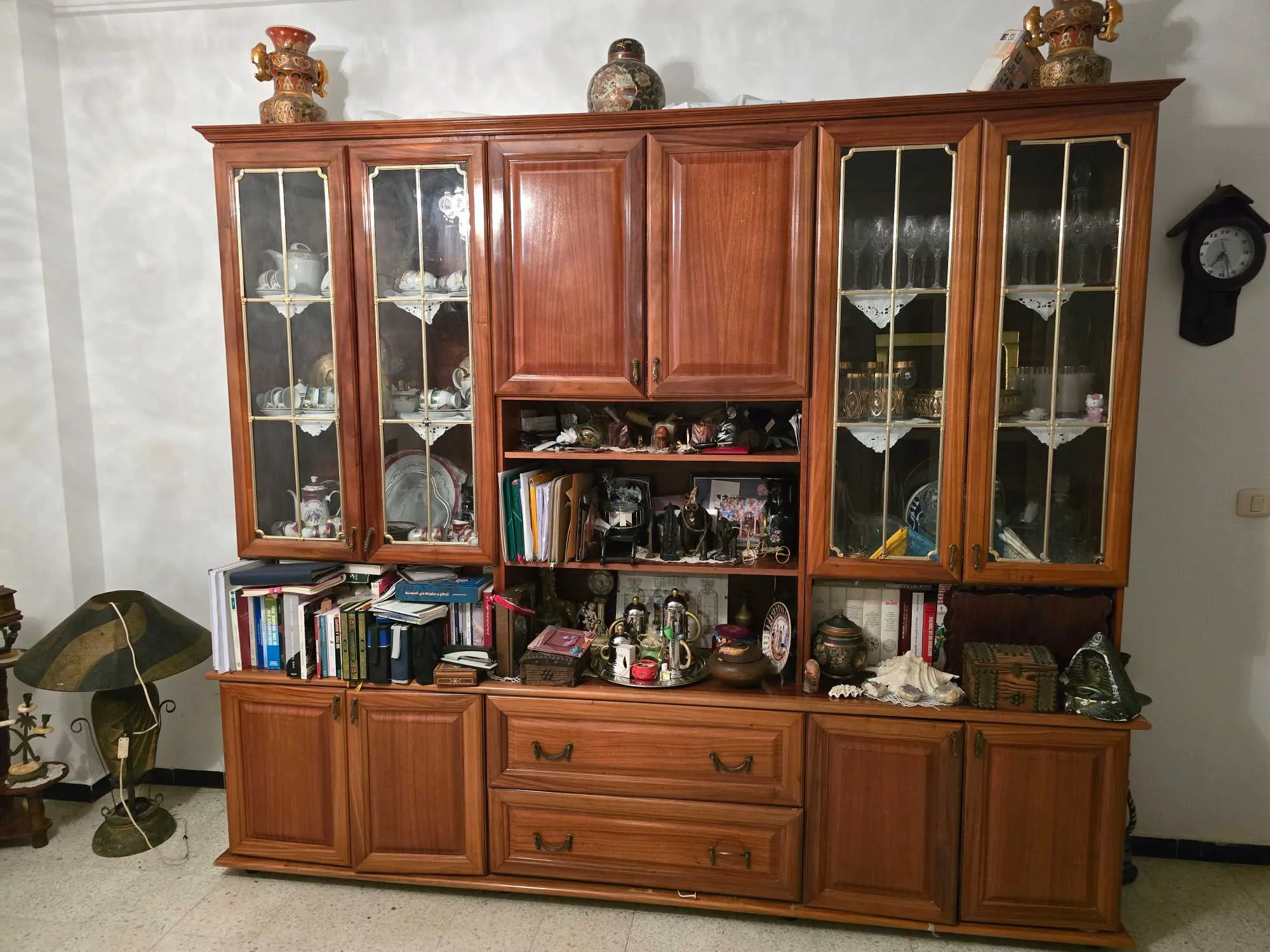 A vendre salon en simili cuir en très bonne état
