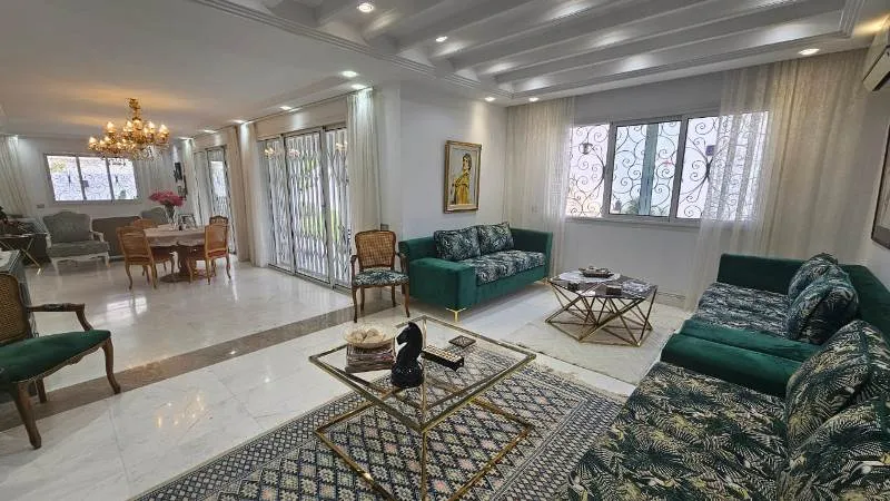 Villa LA FUMETERRE (Réf: V2770)