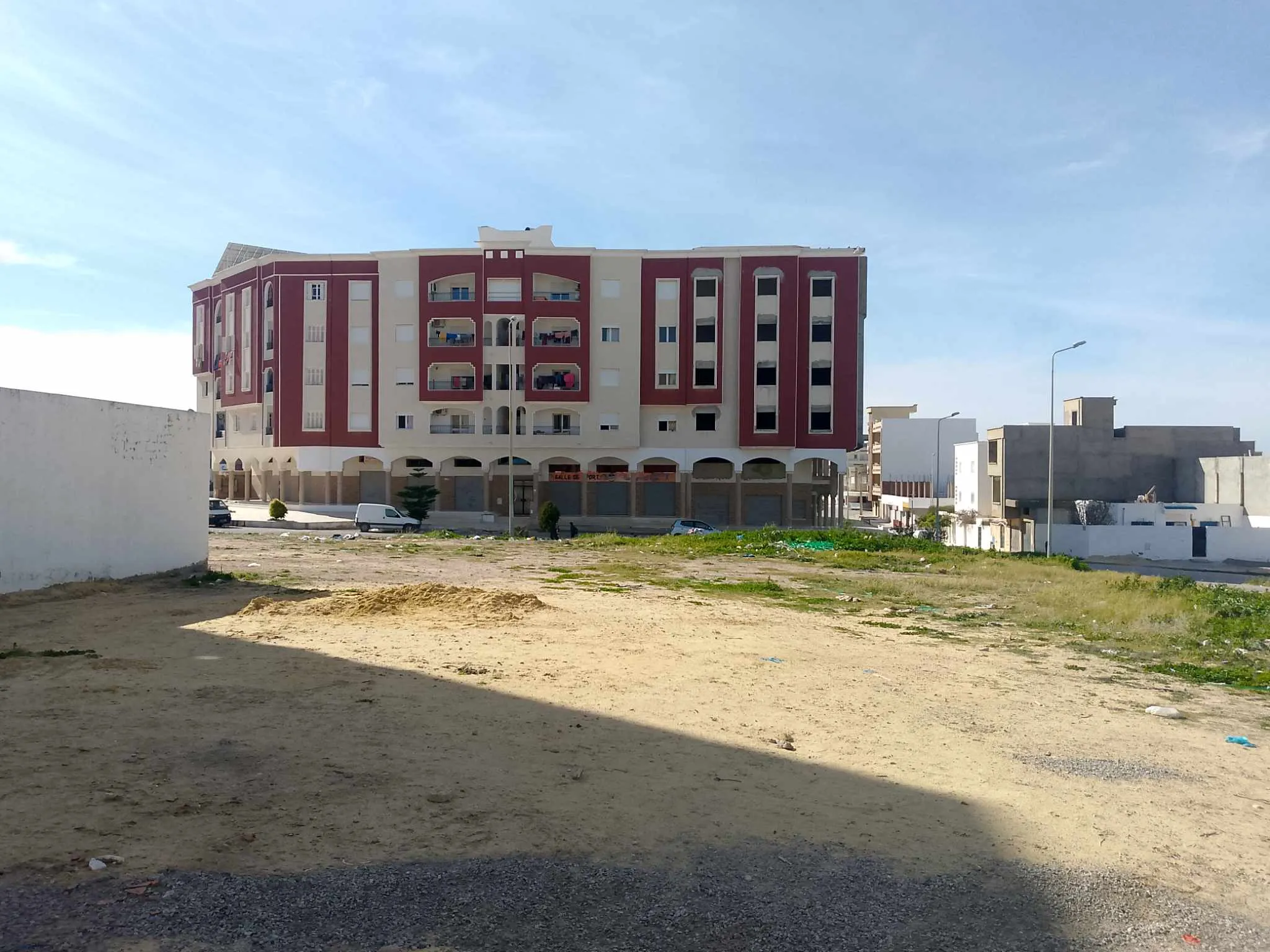 A vendre un Terrain (R+4) - Cité Riadh 5 Sousse