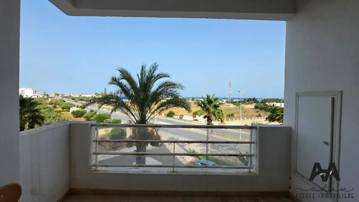 Appartement S+3 avec vue sur mer – 192 m²