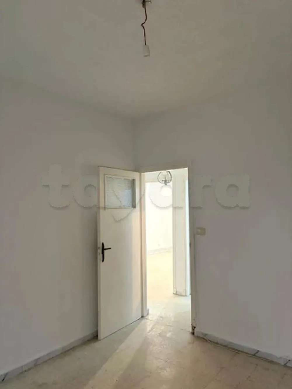 un spacieux appartement s+3 au 1er étage a louer a cité olympique en face de l’école primaire mongi slim