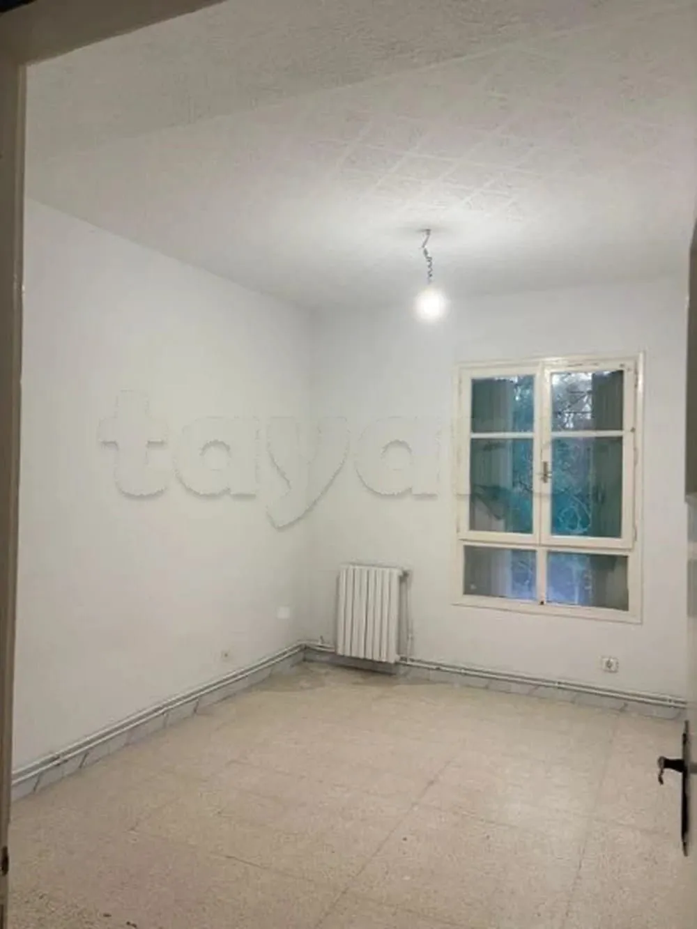 un spacieux appartement s+3 au 1er étage a louer a cité olympique en face de l’école primaire mongi slim