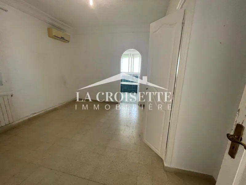 Villa s4 avec piscine à La Marsa MVL1732