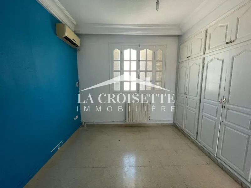 Villa s4 avec piscine à La Marsa MVL1732