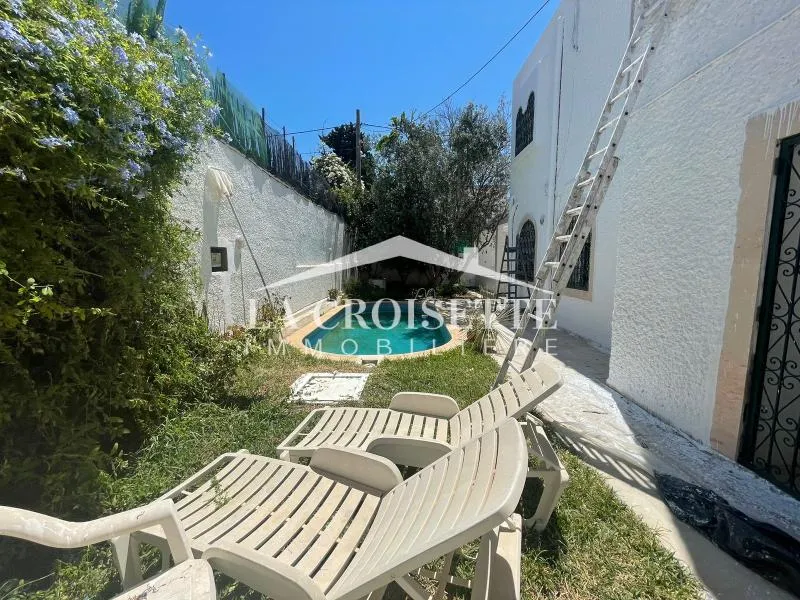 Villa s4 avec piscine à La Marsa MVL1732
