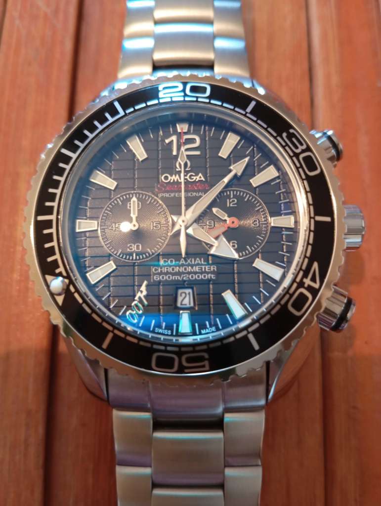 Omega seamaster 007 professionnel jamais utilisé