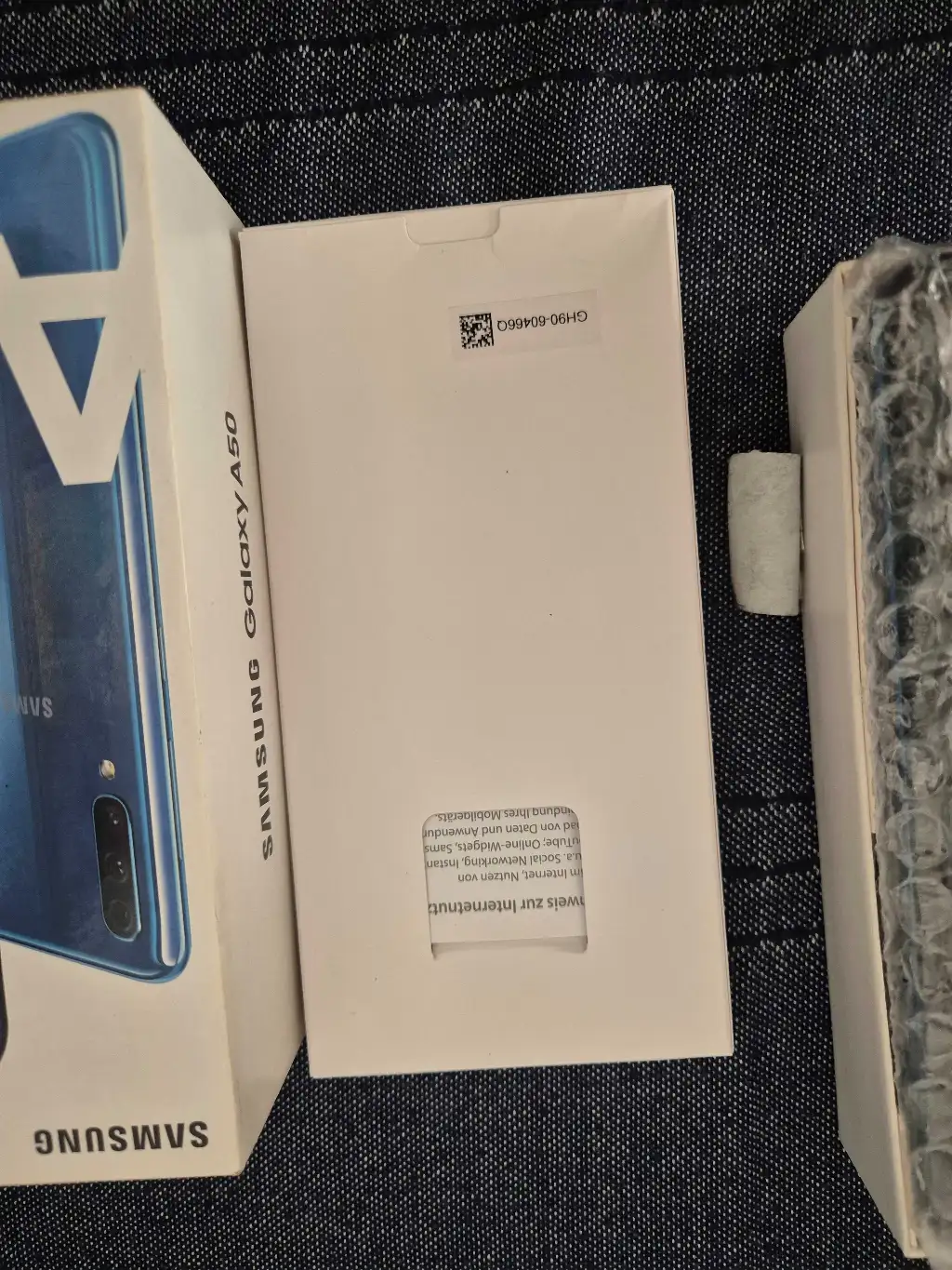 Samsung Galaxy A50 (Bleu, 128 Go) – Pour bricoleur / À réparer – Avec écran neuf et accessoires