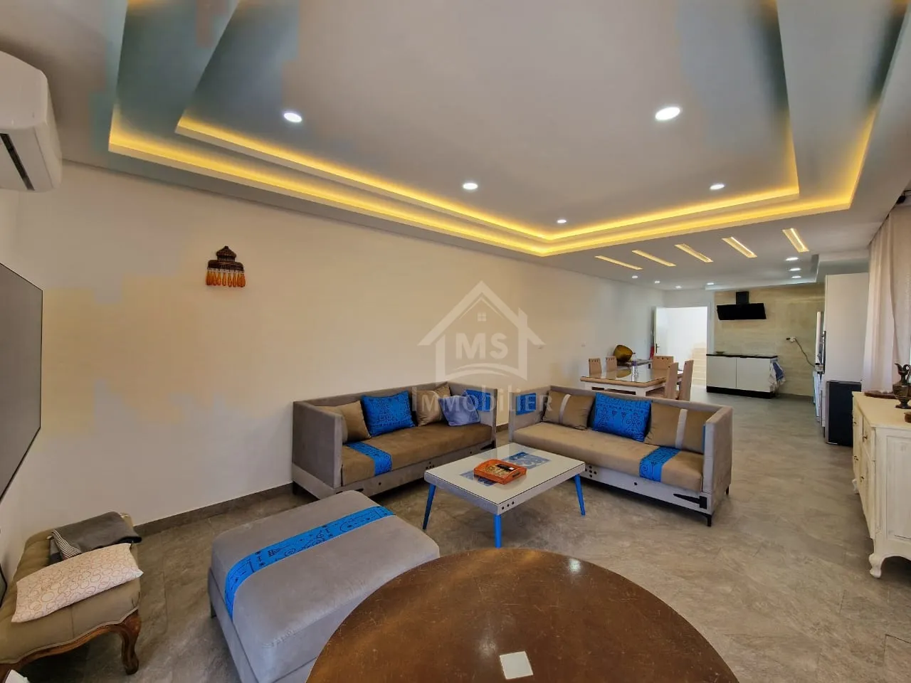 Duplex meublé avec vue de mer à Hammamet Nord à vendre