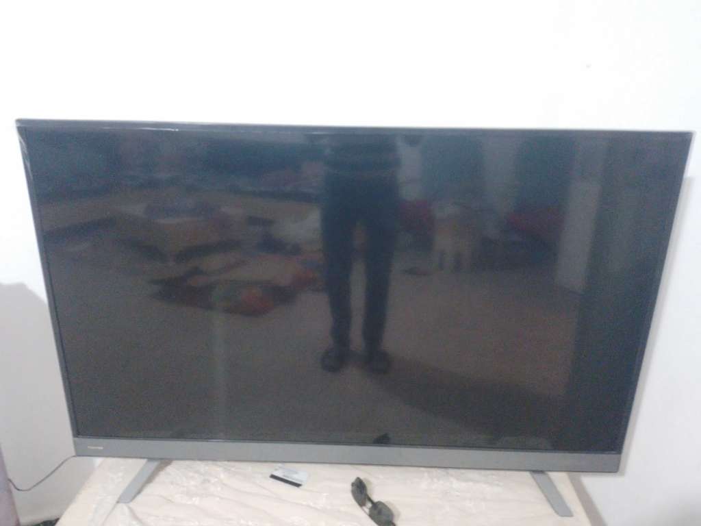 SMART TV TOSHIBA 57 POUCES