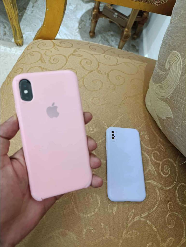iphone x a létat dorigine 
stockage 64g 
faceid activé
trutone activé
batrie 75%
version ios 16.7.12


