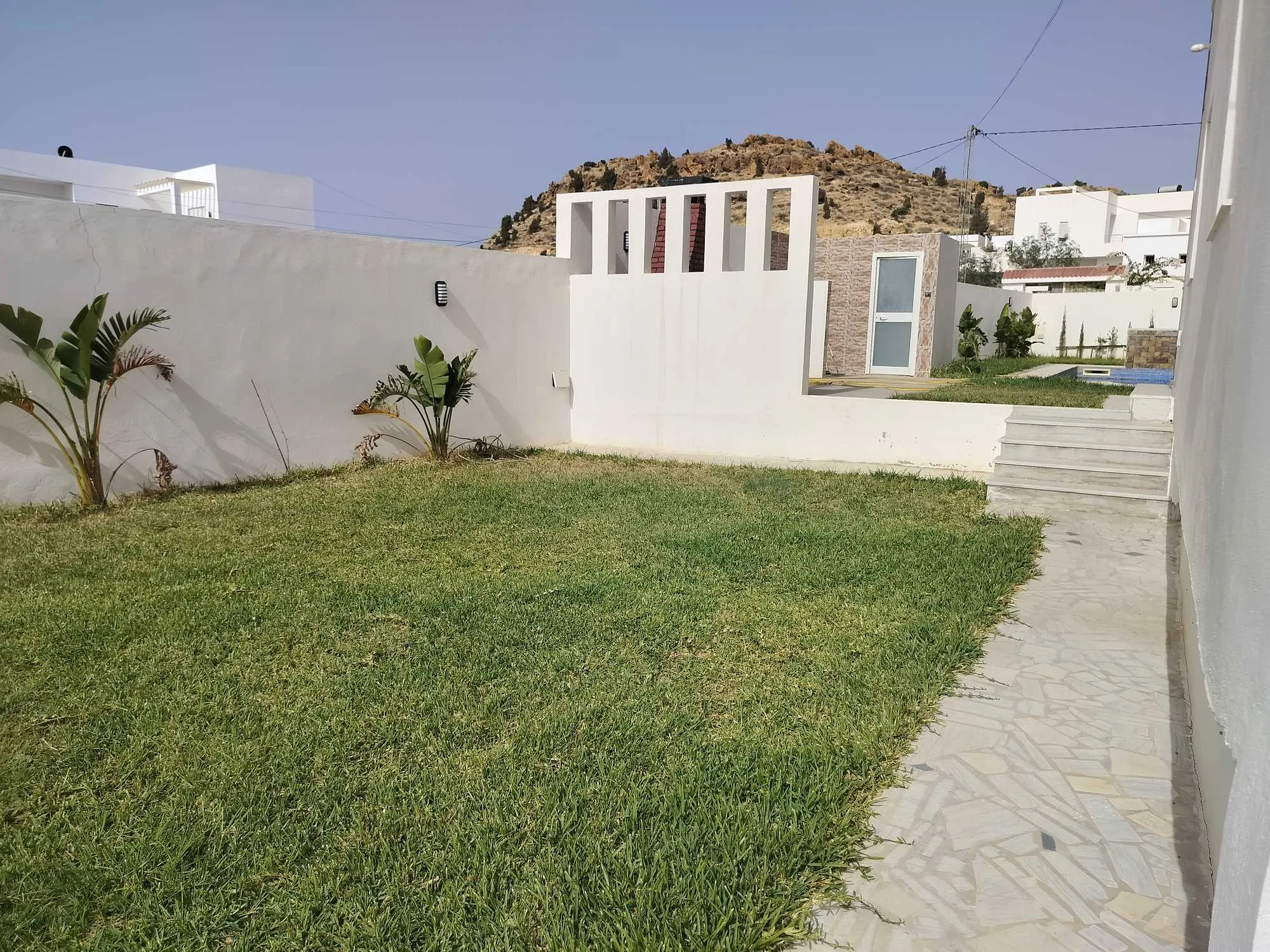 belle villa a menchare  700 m