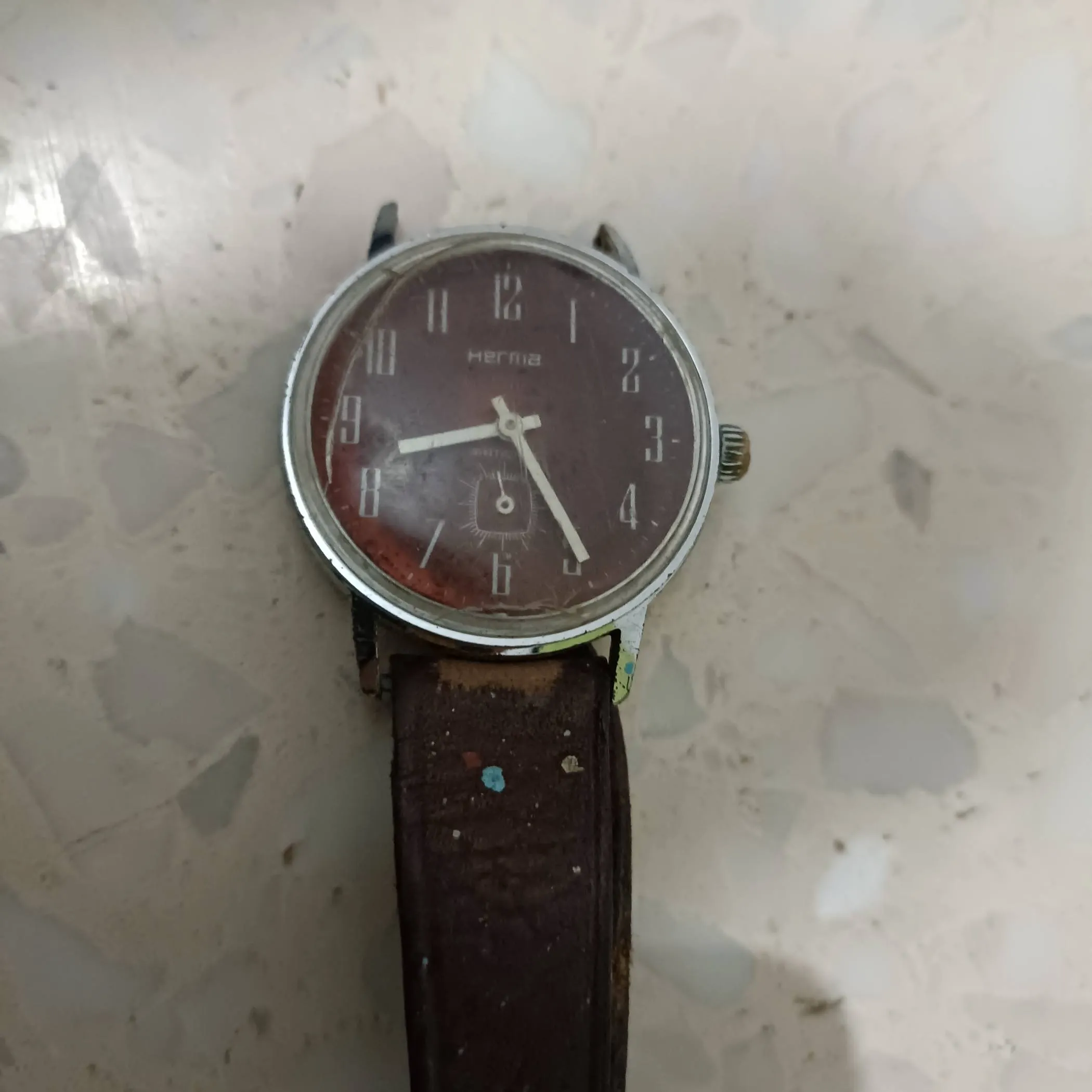 montre casio illuminator et herma mecanique
