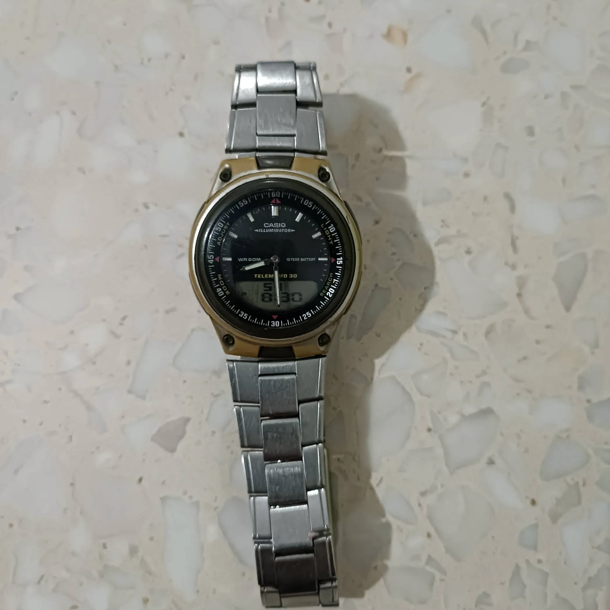 montre casio illuminator et herma mecanique