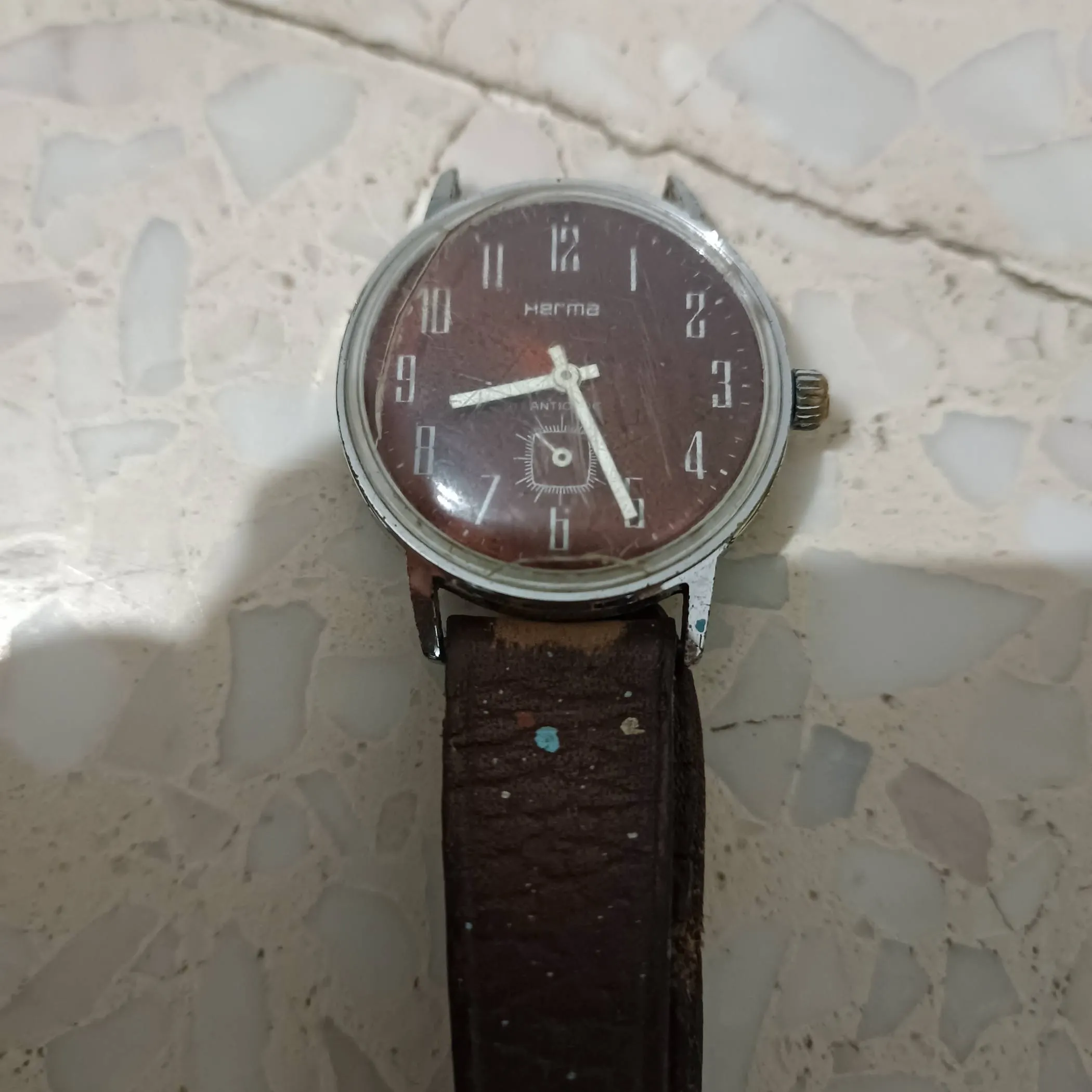 montre casio illuminator et herma mecanique