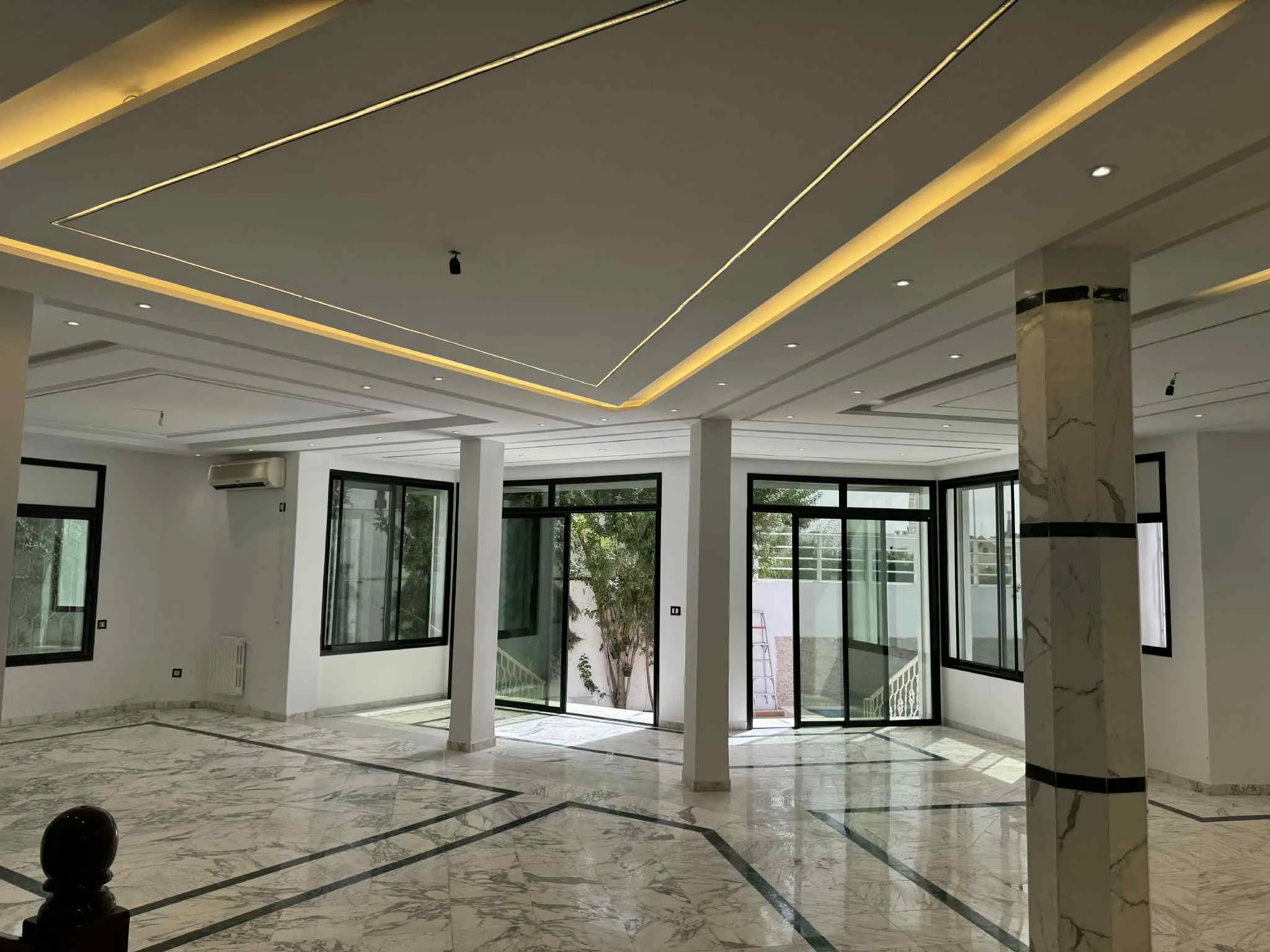 Coquette villa haut standing au Lac 1