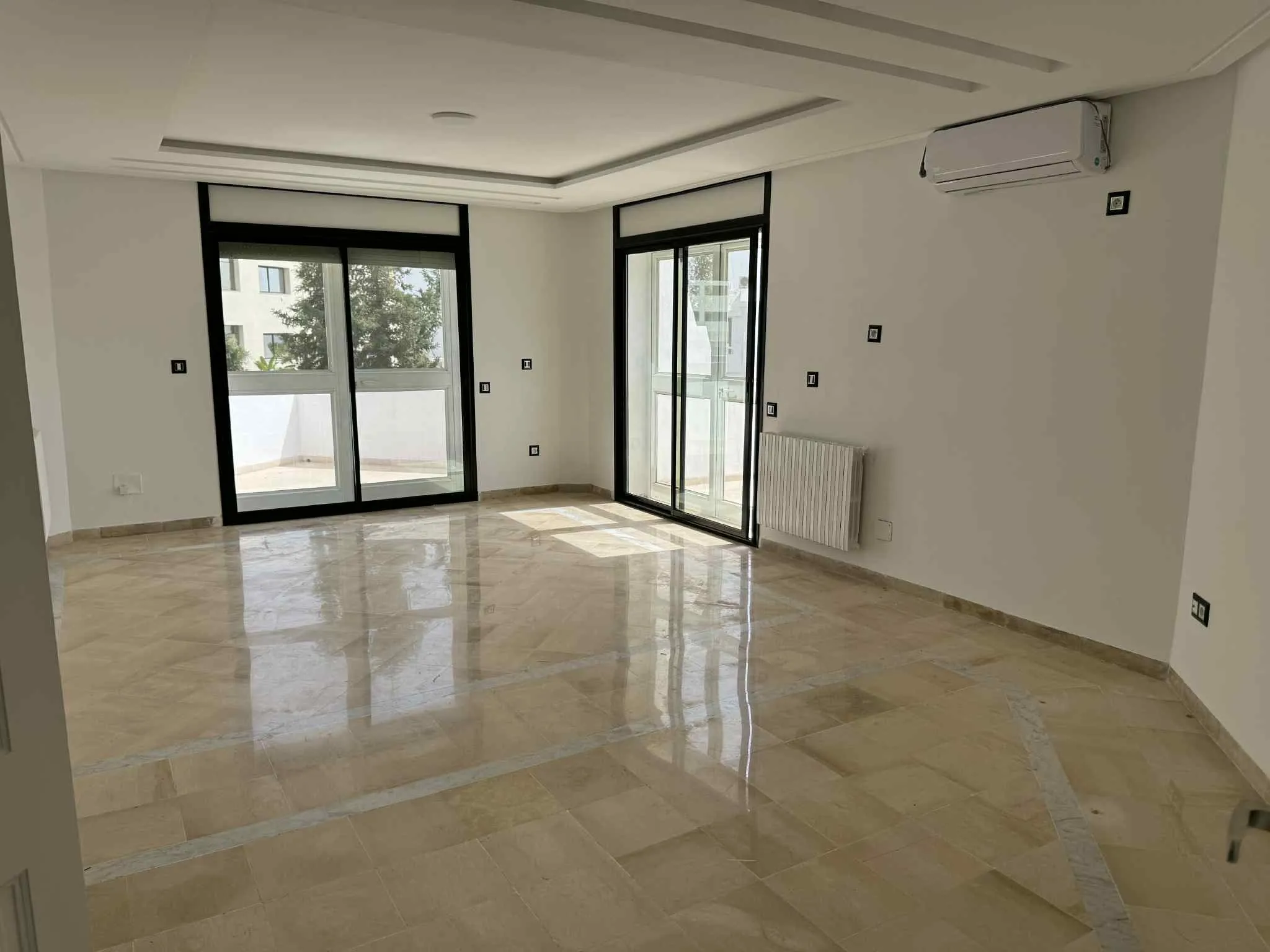 Coquette villa haut standing au Lac 1