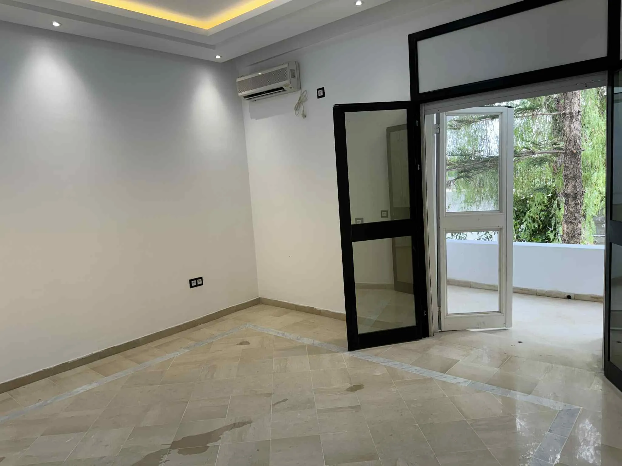 Coquette villa haut standing au Lac 1