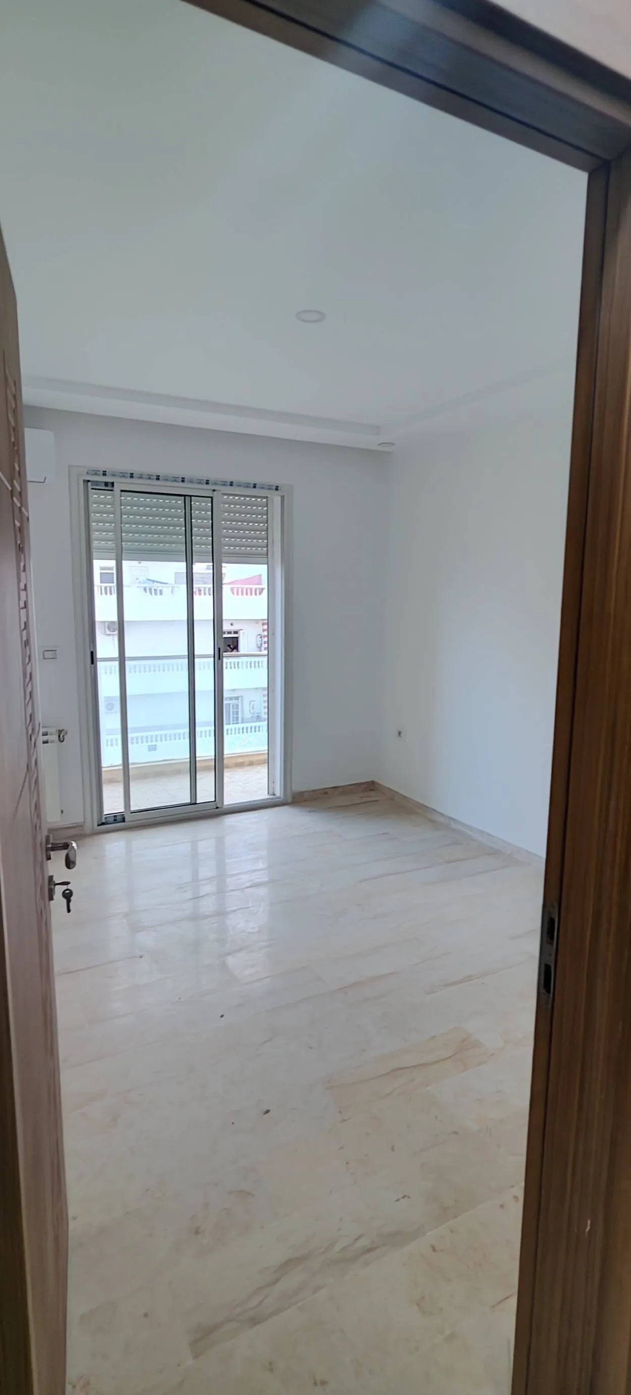 Vente d’appartement face à la mer – Chott Mariem